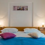 Apartman Lena