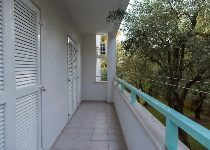 Apartament Lena